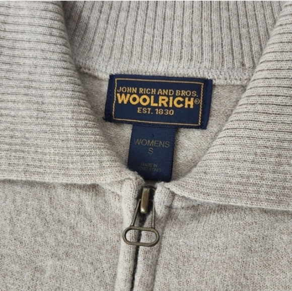 Vintage Woolrich Full Zip Vest with Lambs/Sheep - Picture 2 of 7